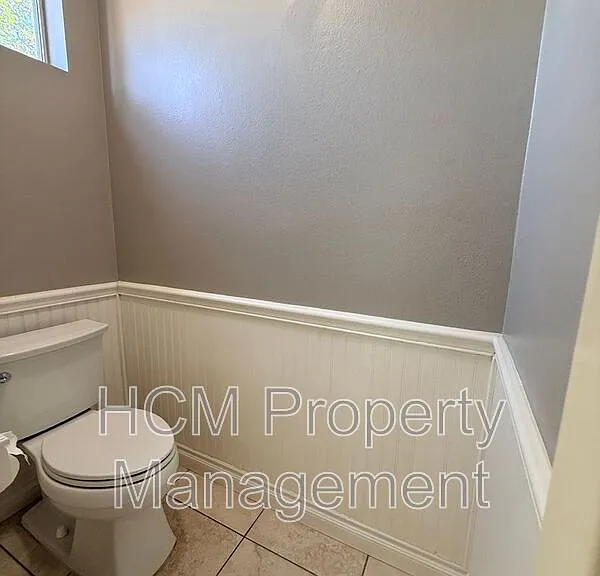 21700 Potomac Ave — Photo 11