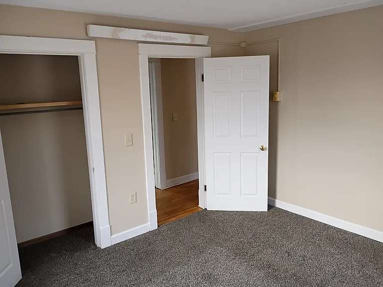 204 E Central St #6 — Photo 15