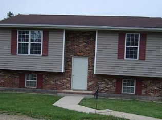 63 Painter Ln, Fishersville, VA 22939