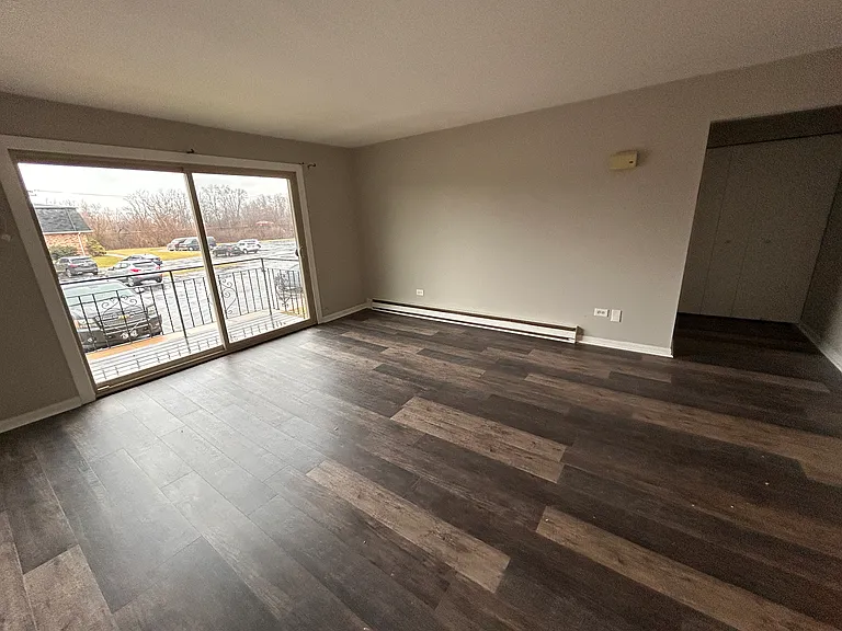 313 & 329 N Maple St — Photo 16