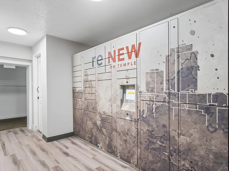 ReNew on Temple — Photo 43