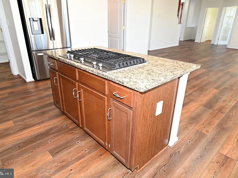 7001 Chaptico Ct — Photo 50