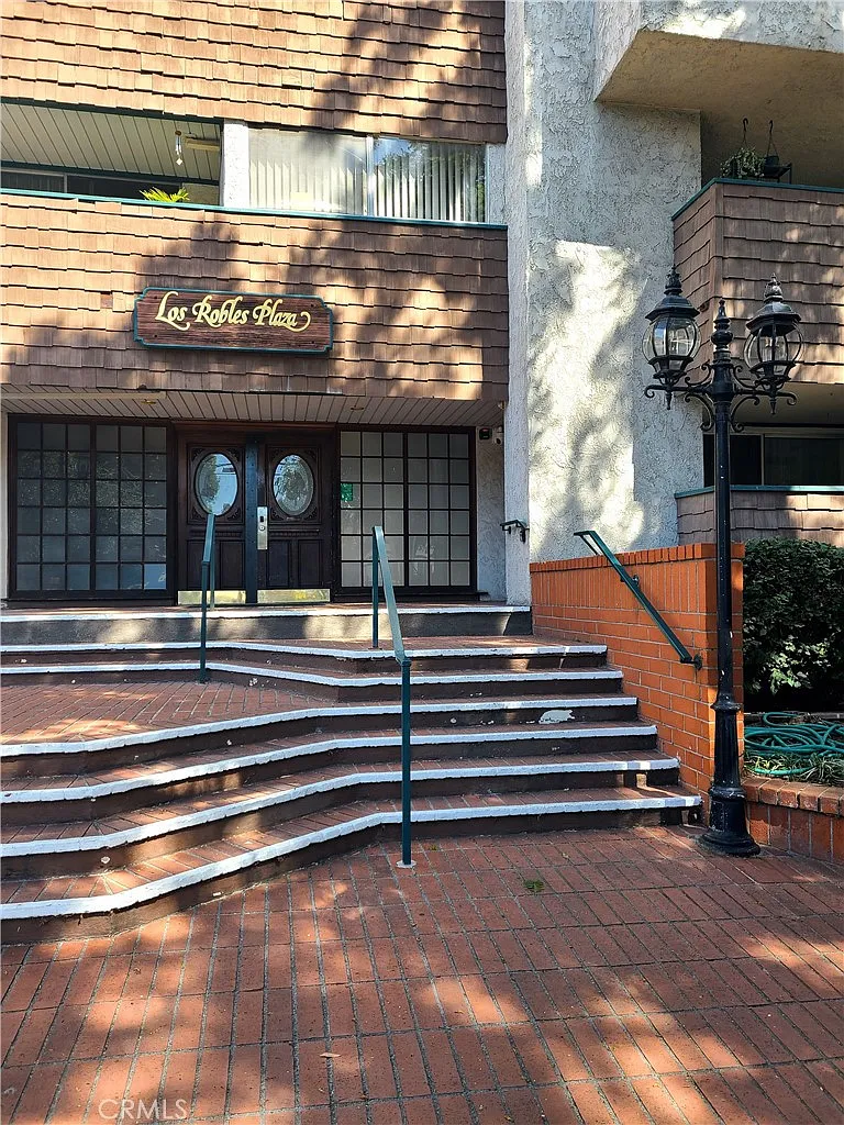 360 S Euclid Ave Unit 122 photo 1