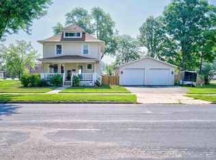 411 S Vine Ave, Marshfield, WI 54449