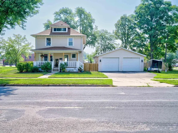 411 South VINE AVENUE, Marshfield, WI 54449