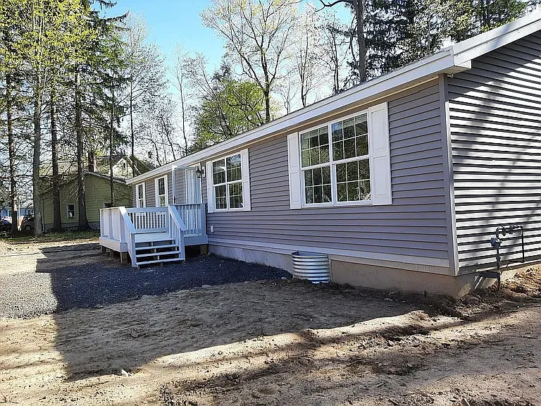 6173 Lake ave — Photo 1