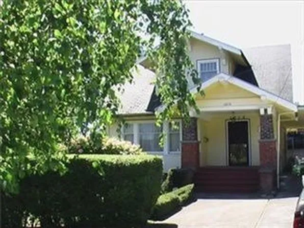 1215 N Broadway St, Aberdeen, WA 98520