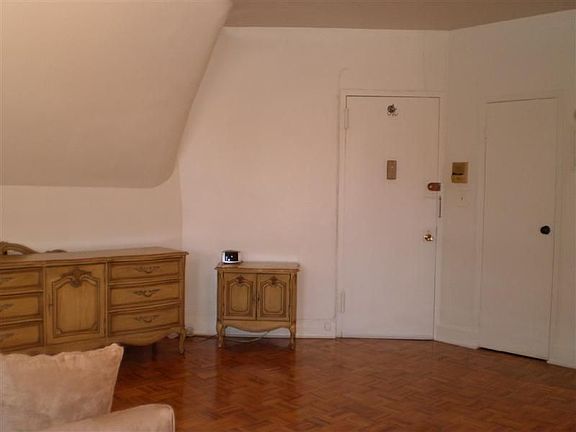 4th image of 1 Station Sq APT 309