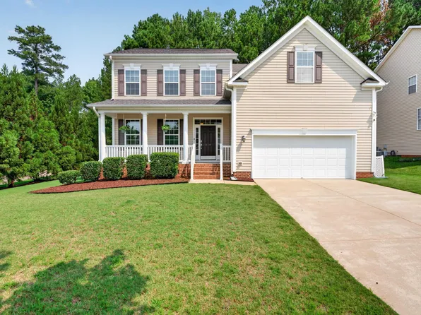 216 Magnolia Meadow Way, Holly Springs, NC 27540