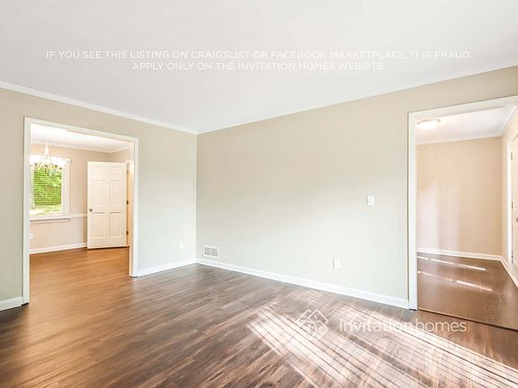 5th image of 677 Royal Abbey Dr