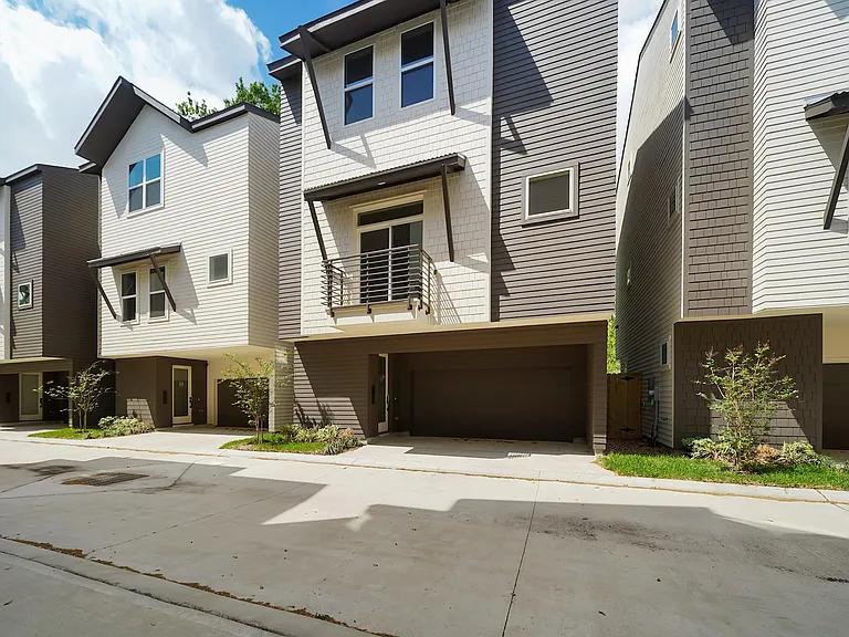 861 Rachel St #E — Photo 27