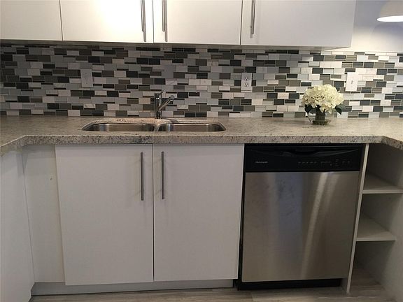 3rd image of 7031 Environ Blvd APT 323