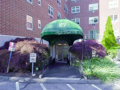 27 Northill Street APT 2X, Stamford, CT, 06907