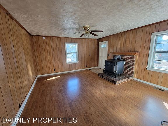 4th image of 35329 Babb Dr