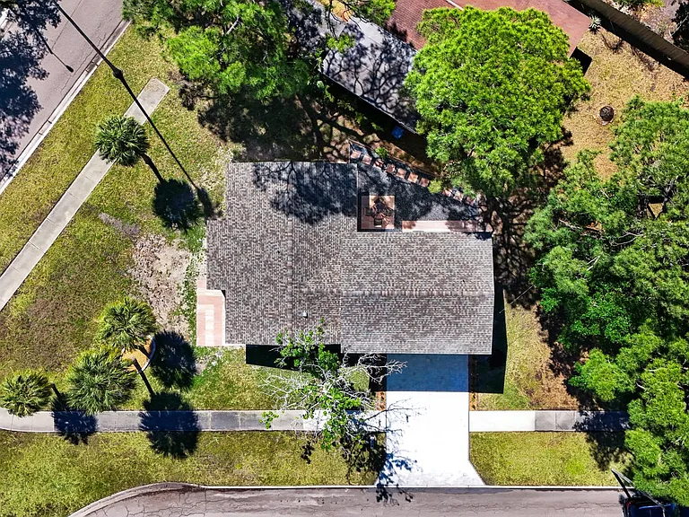 4038 Harrisburg St NE — Photo 49