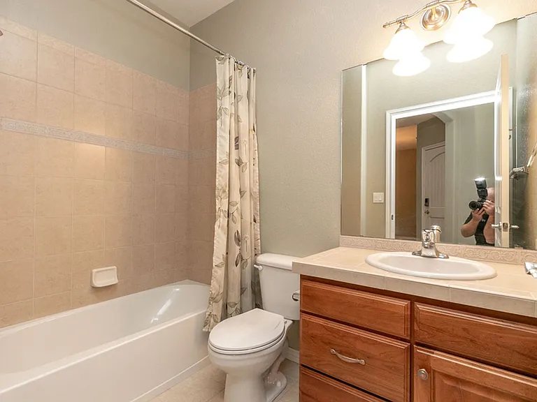 711 Windflower Dr — Photo 15
