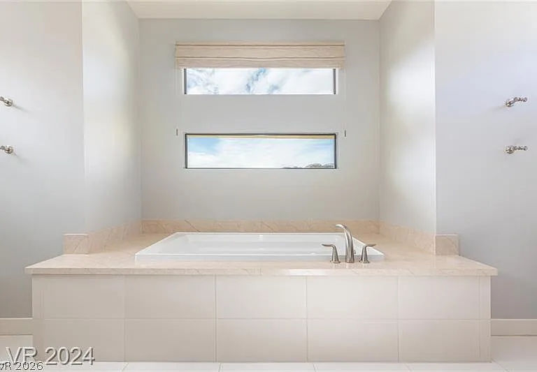82 Grey Feather Dr — Photo 22