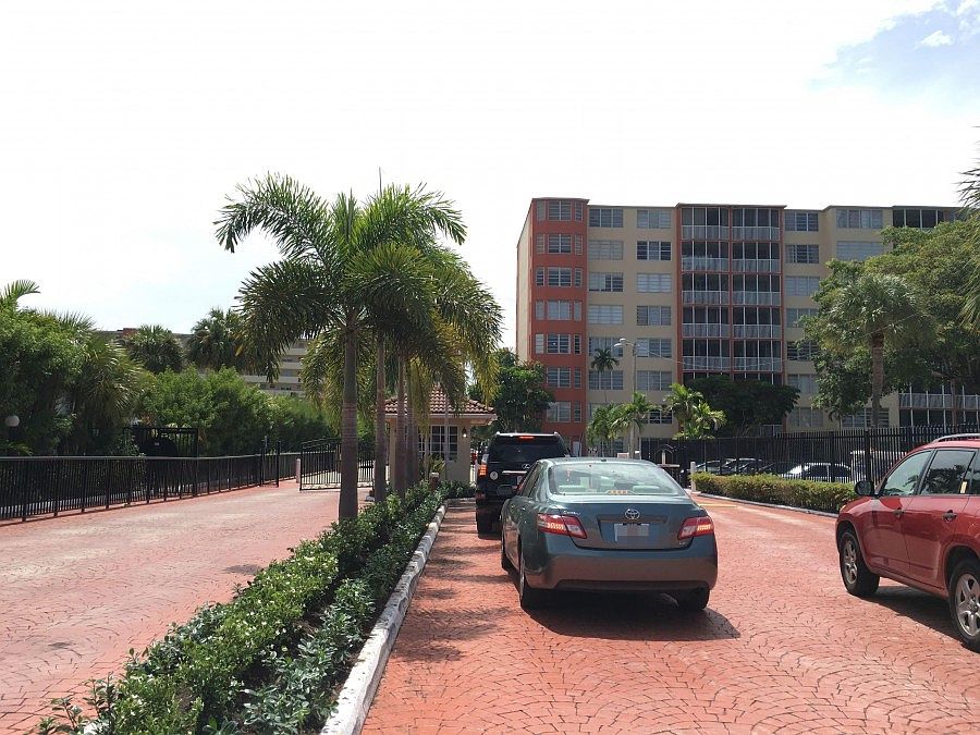 1st image of 1690 NE 191st St #1011