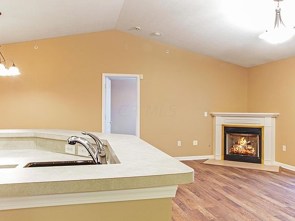 3rd image of 769 Hidden Springs Dr