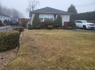 456 Broadway, Bethpage, NY 11714