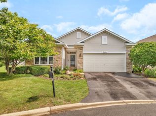 746 S Mecosta Ln, Romeoville, IL 60446