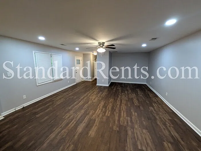 2000 Wilson Rd NW — Photo 4