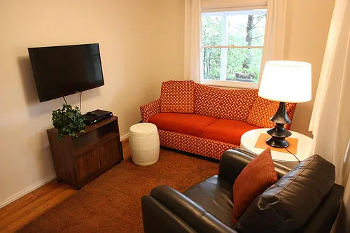 1425 Foothill Blvd #B Photo 1