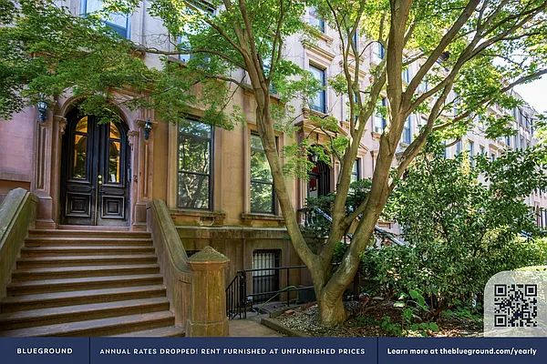 Rented by The Blueground | media 25