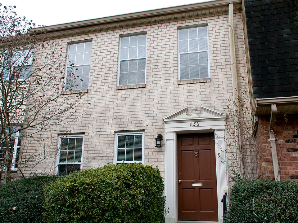 1st image of 836 College Pkwy