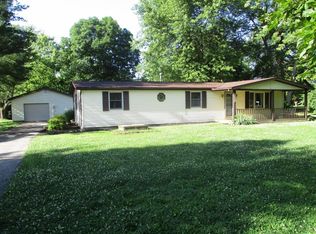 2373 Sneakville Rd, Lawrenceburg, IN 47025
