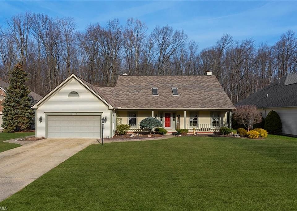 1st image of 30410 Oakwood Cir