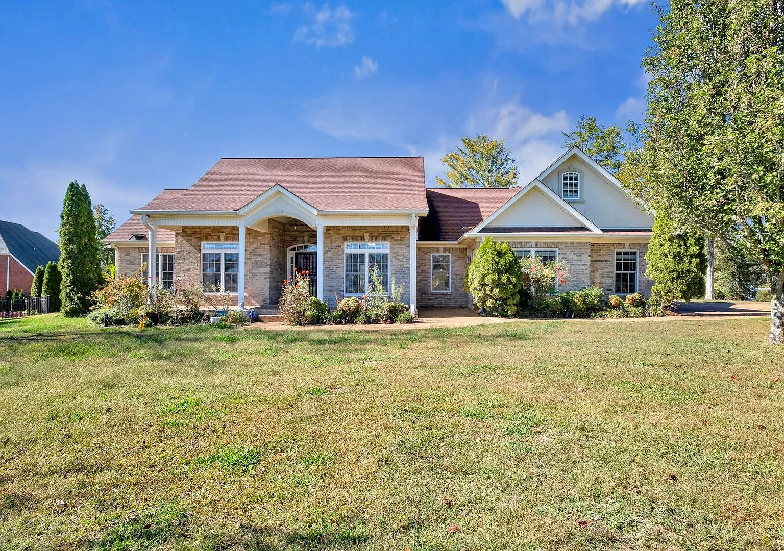 For Lease- 3 Bedroom Single-Family Home! — Photo 2