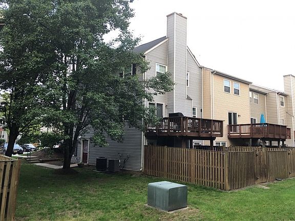 2nd image of 16306 Taconic Cir