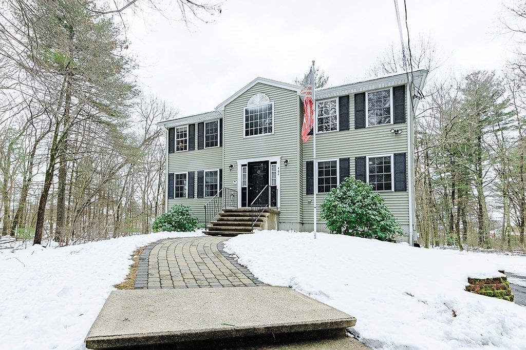 484 Shawsheen Ave, Wilmington, MA 01887 Zillow