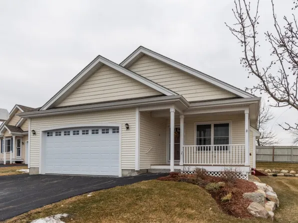 17 Stinson Dr, Nashua, NH 03063