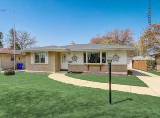 8024 17th Ave, Kenosha, WI 53143