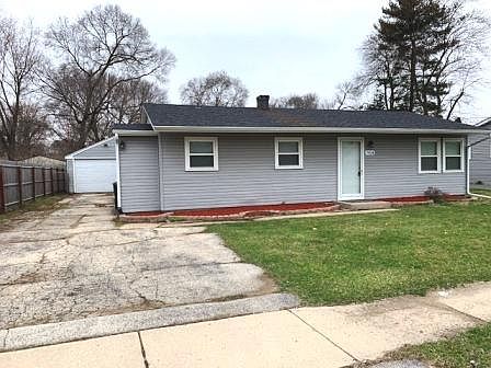 2nd image of 7904 Scott Ln