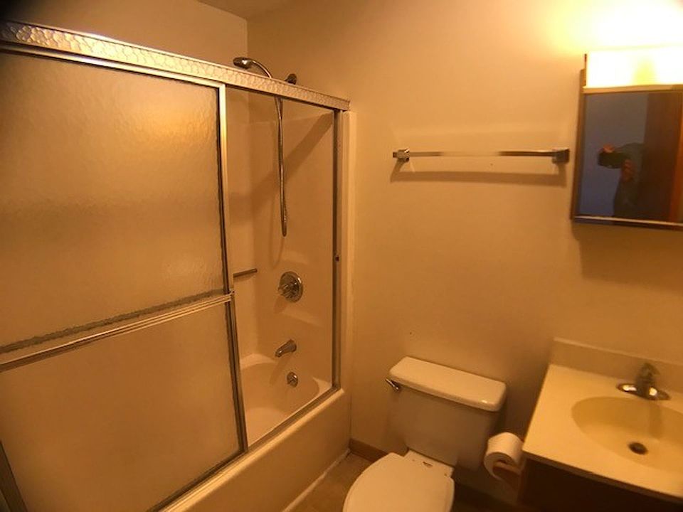 1st image of 106 Pleasant Dr APT B