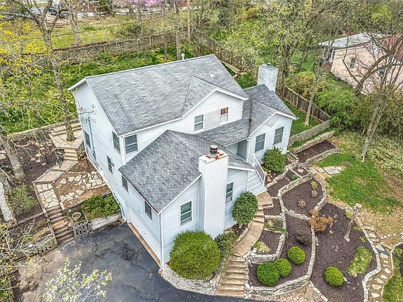 3rd image of 51 Orchard Ln