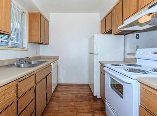 333 E Cinnamon Dr APT 248, Lemoore, CA 93245