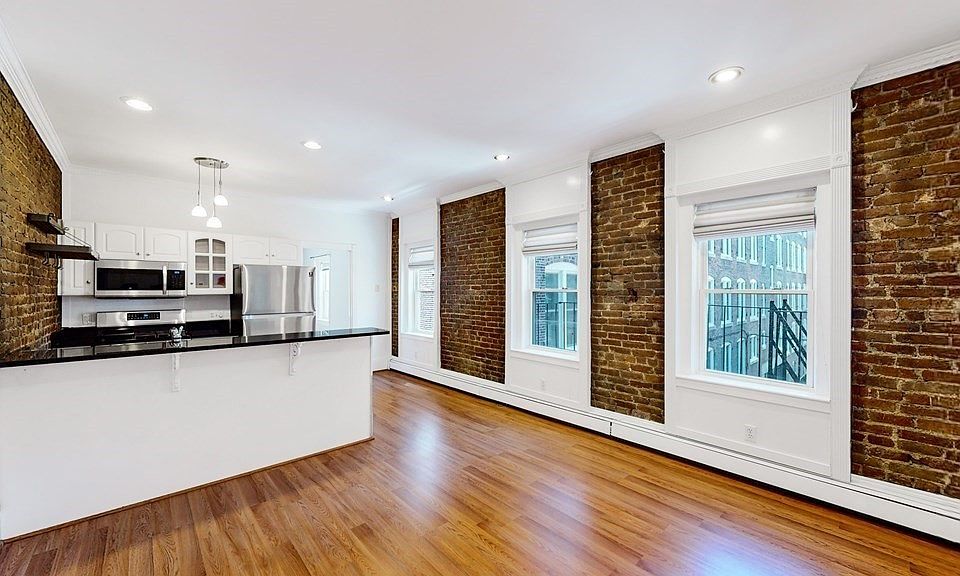 1st image of 84 Prince St #D