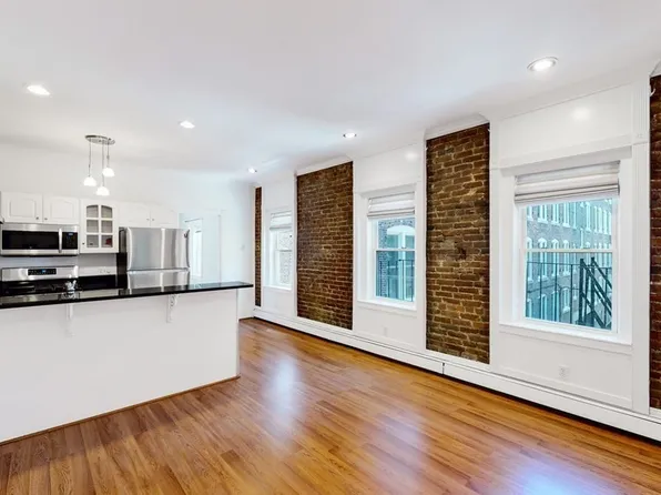 84 Prince St #D, Boston, MA 02113