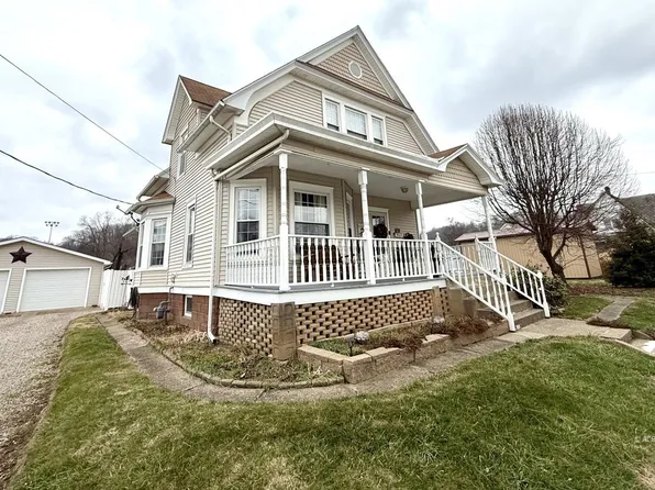 553 S 4th Ave, Middleport, OH 45760