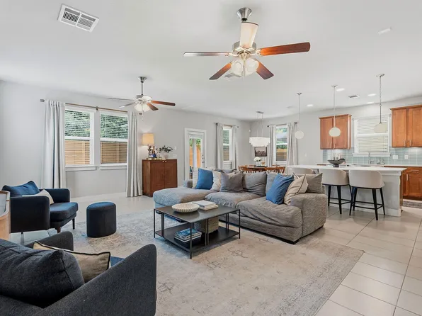 7402 Buchholz St, Austin, TX 78745