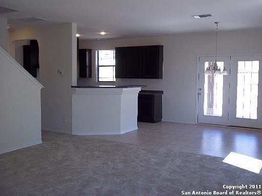 3rd image of 6120 CALLAWAY PARK