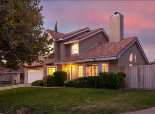 39406 Chalfont Ln, Palmdale, CA 93551
