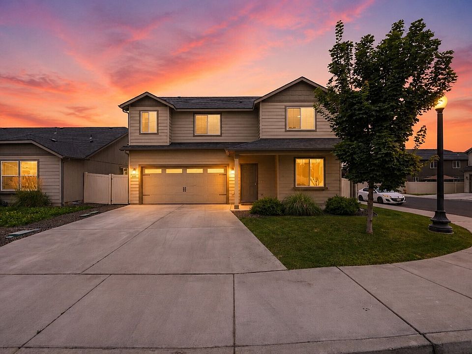 1st image of 543 SW Angelina Loop