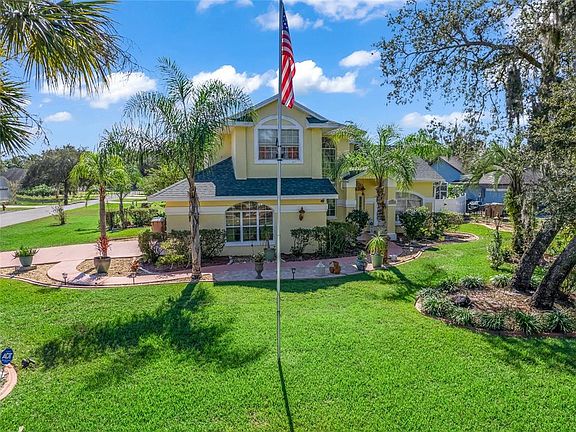 3rd image of 11244 Fountain Lake Blvd
