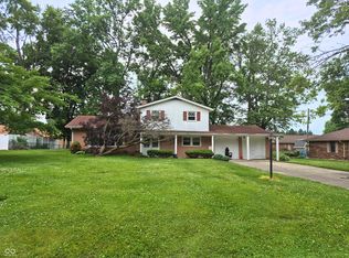 2325 Oakwood Dr, Anderson, IN 46011