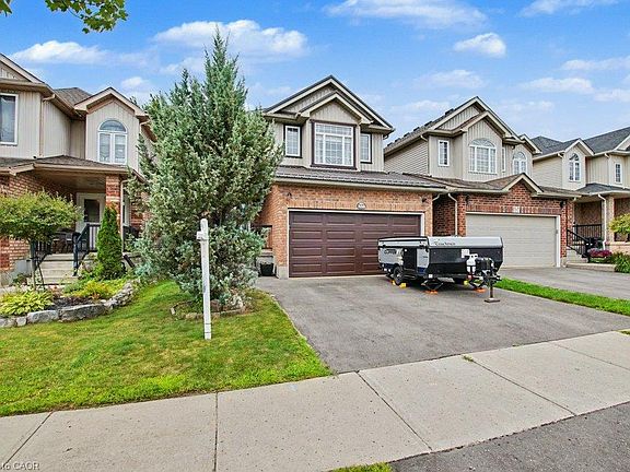 3rd image of 568 Robert Ferrie Dr
